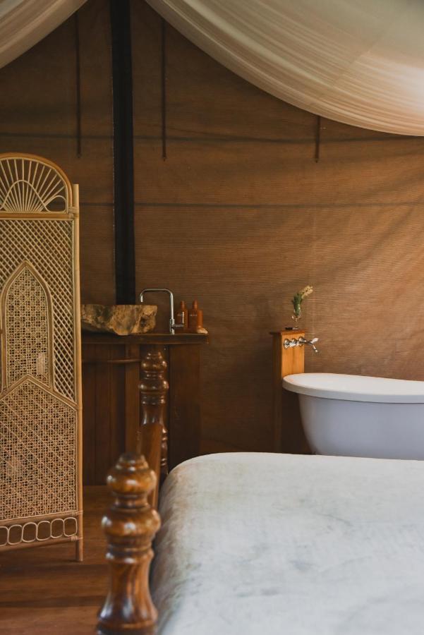 Silk Pavilions Glamping Mount Burrell Dış mekan fotoğraf